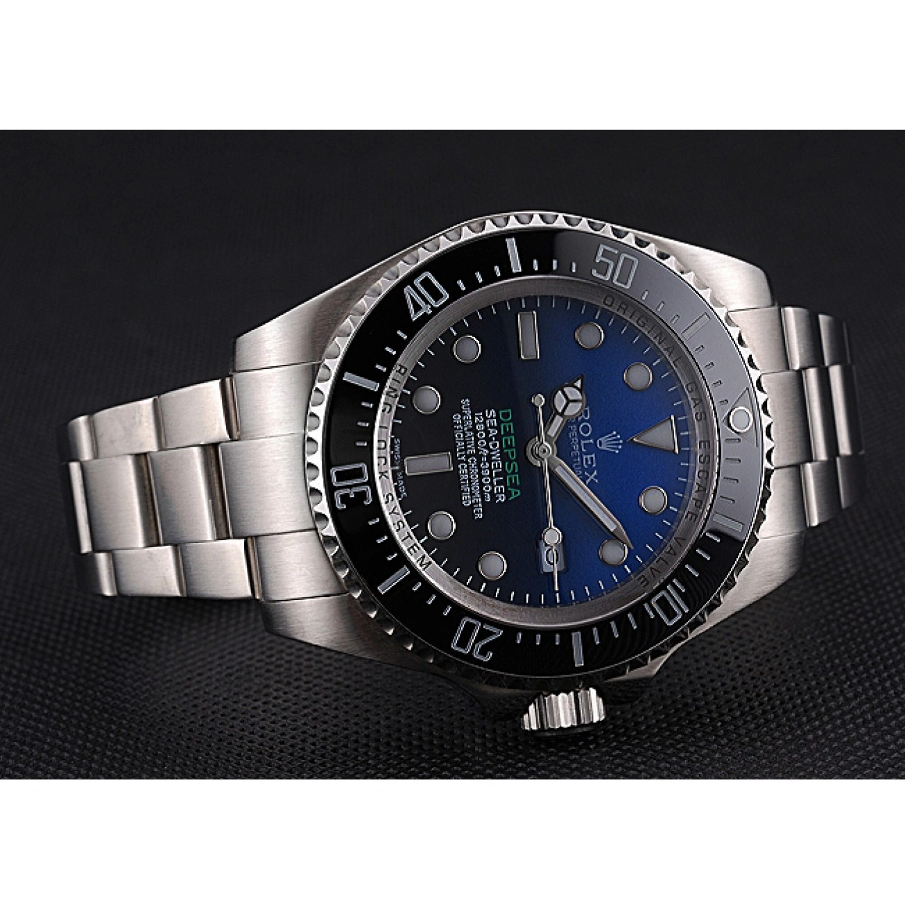 Aaa replica watch And Steel Cameron Dial Dweller Stainless Deepsea Swiss Black James 622847 Bracelet Case 1026